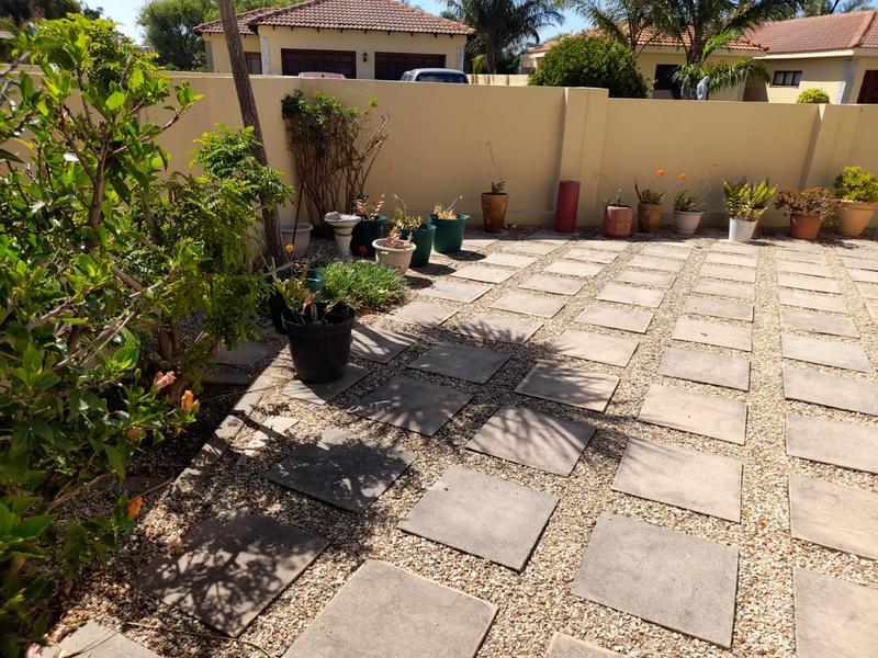 To Let 3 Bedroom Property for Rent in Sandbaai Western Cape